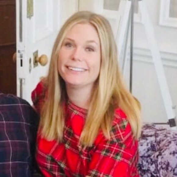 Meet your Posher, Brette - Picture 1 of 1